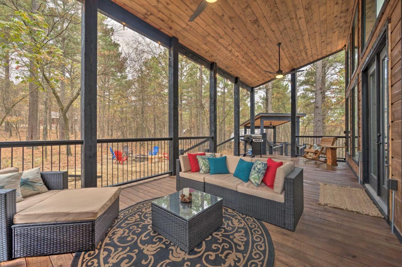 Luxury Cabin In The Woods With Hot Tub And Yard Games! 布罗肯鲍 外观 照片