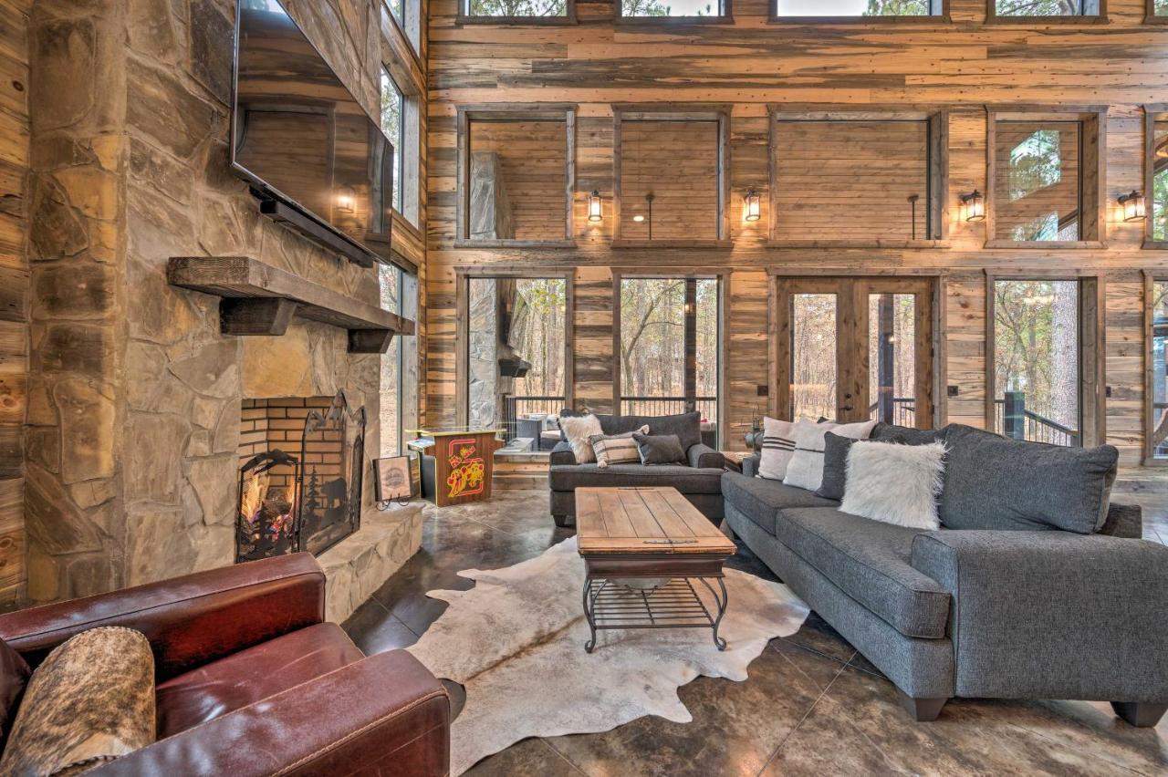 Luxury Cabin In The Woods With Hot Tub And Yard Games! 布罗肯鲍 外观 照片