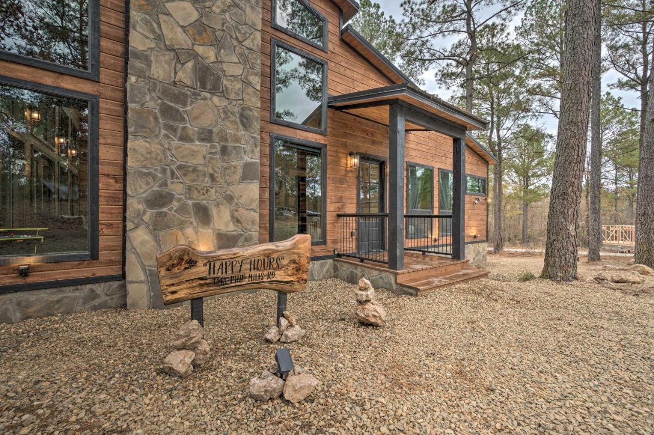 Luxury Cabin In The Woods With Hot Tub And Yard Games! 布罗肯鲍 外观 照片