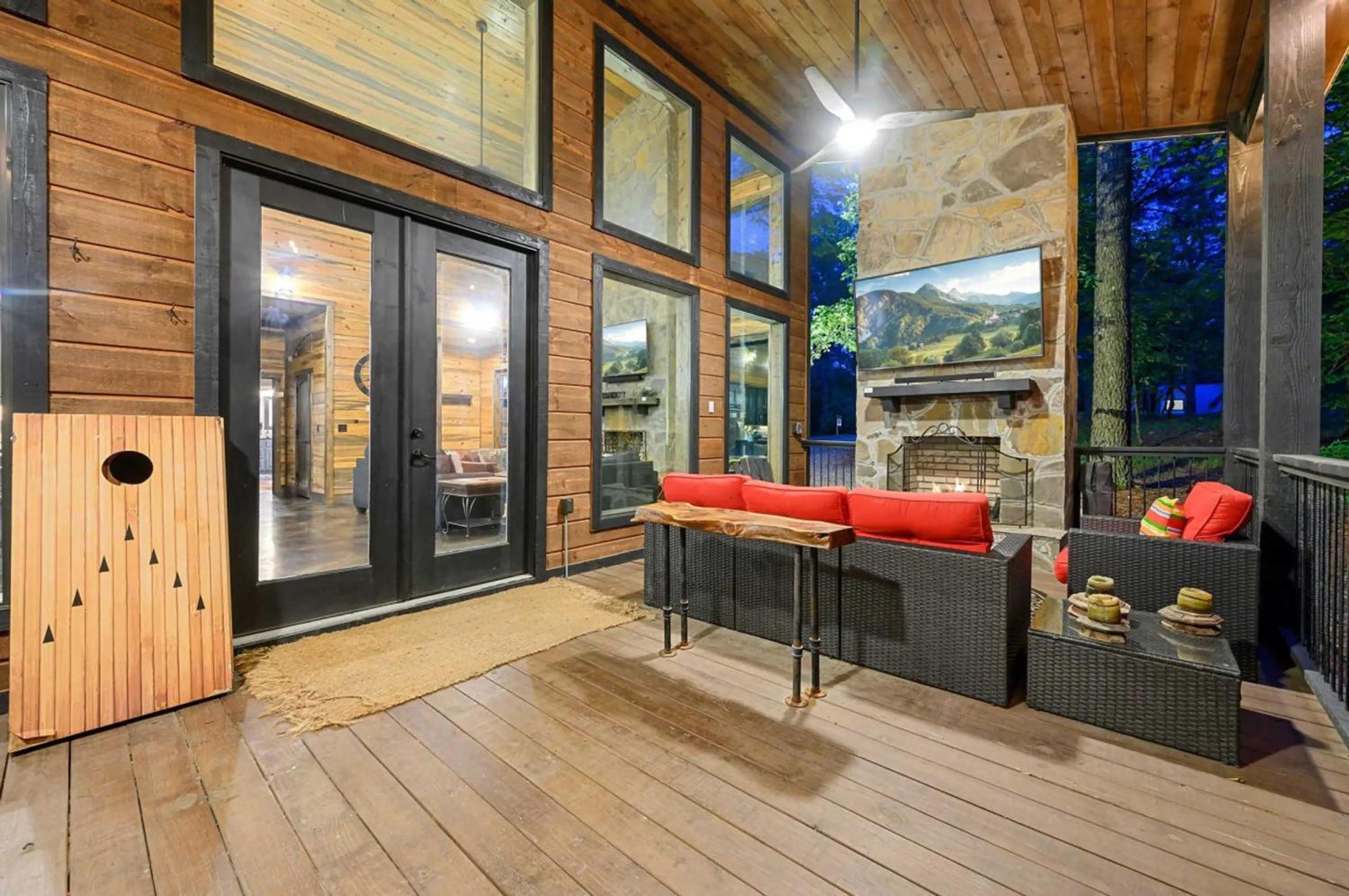 Luxury Cabin In The Woods With Hot Tub And Yard Games! 布罗肯鲍 外观 照片